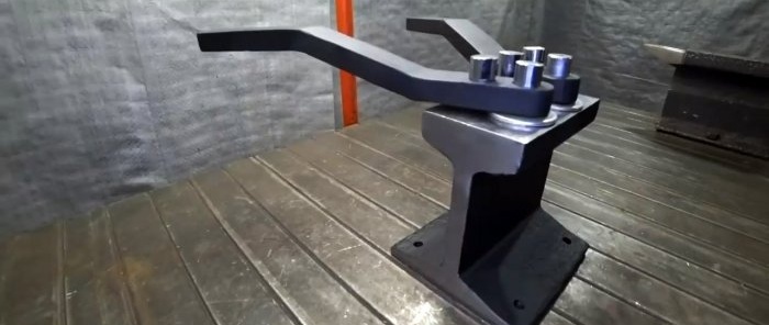 Comment fabriquer une machine simple à partir d'un rail pour fabriquer des chaînes