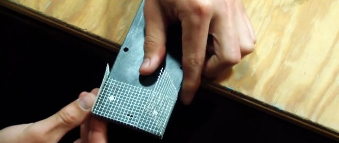 Hoe maak je een rubberen coating van metaal?