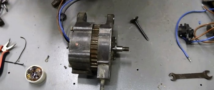 Hoe maak je een krachtige motor van een autogenerator