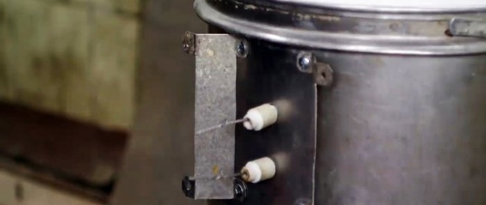 كيفية صنع فرن صهر كهربائي للألمنيوم