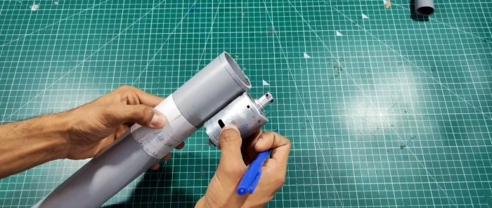 Ako vyrobiť 12V mini kotúčovú pílu