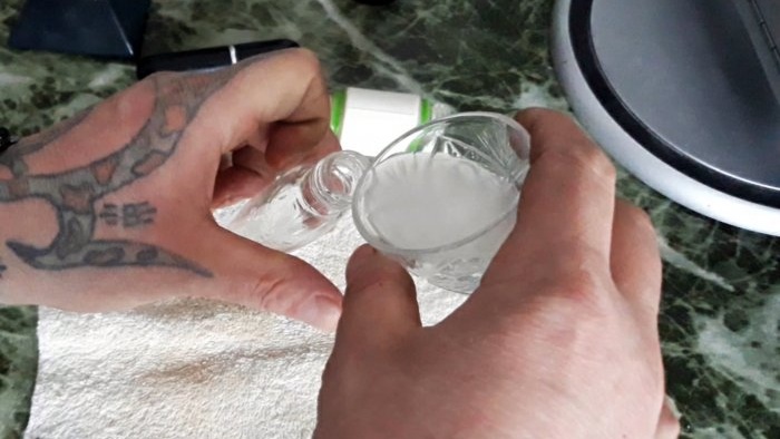 Hvordan lage en enkel og effektiv hånddesinfeksjon