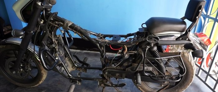 Cum se transformă o motocicletă într-o bicicletă electrică cu o viteză de 80 mph