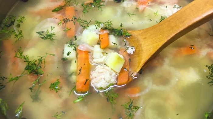 Rezept für Barschsuppe mit Kaviar