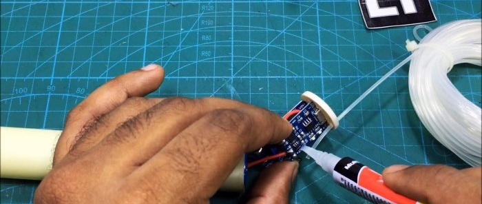 Hvordan lage en praktisk, rimelig trådløs skrutrekker
