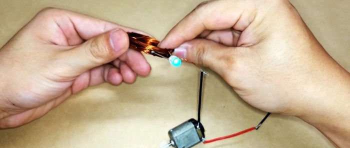 Penghantaran elektrik tanpa wayar tanpa satu transistor