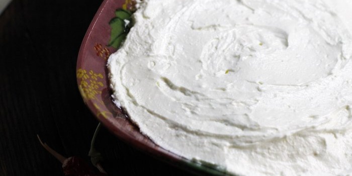 Homemade Philadelphia cream cheese from budget ingredients