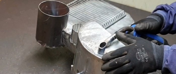 Hvordan lage en camp komfyr-ovn fra en ballong