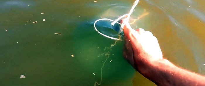 Cómo hacer una concha con una botella de plástico.