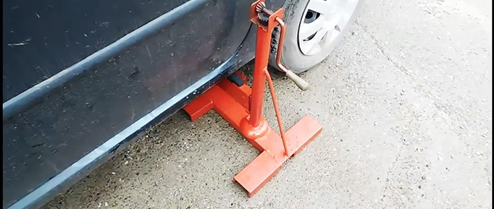 How to modify a post-screw jack into a universal lift for any car