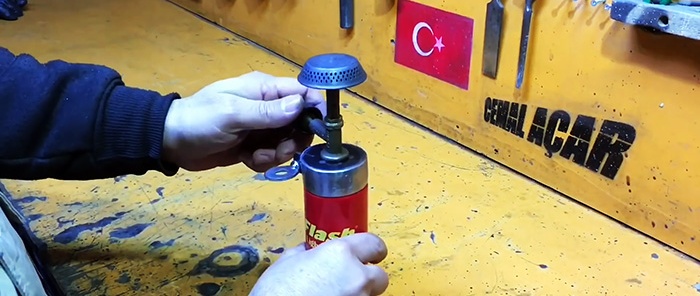 How to make a compact tile for a gas canister