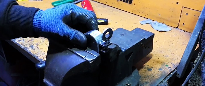 Jak zrobić kompaktową płytkę na kanister z gazem