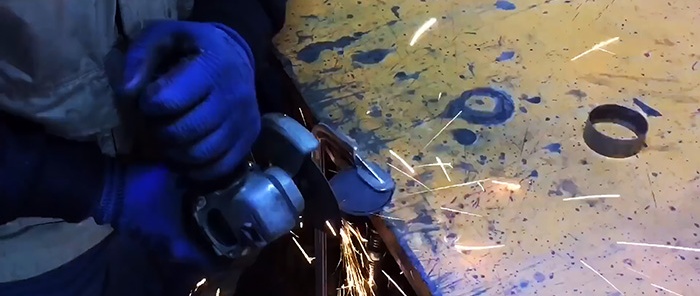 Hur man gör en kompakt kakel för en gasbehållare