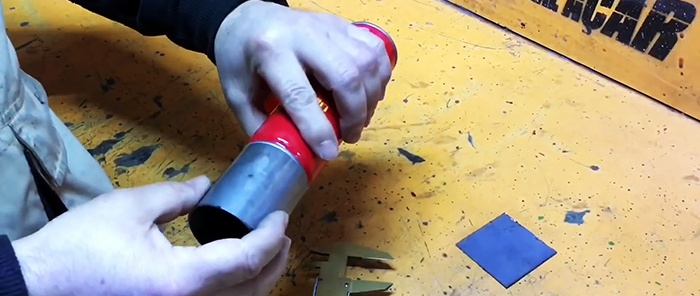 Hoe maak je een compacte tegel voor een gasfles?