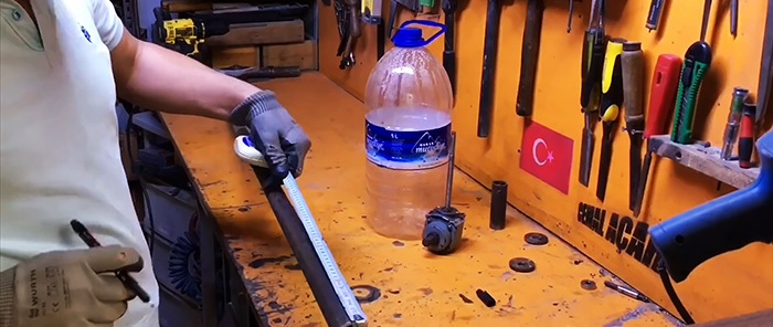Πώς να φτιάξετε έναν κινητήρα σκάφους από ένα κατσαβίδι
