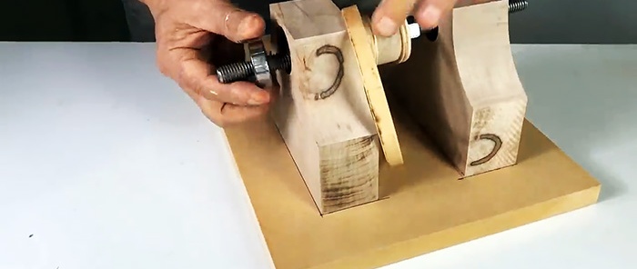 How to make a machine for sharpening circular saws and more from a drill