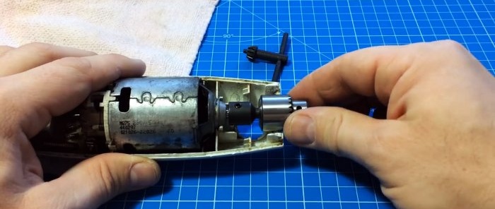 Hogyan alakítsunk át egy konyhai turmixgépet gravírozóvá