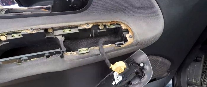 Cum să restabiliți interiorul mașinii din plastic uzat