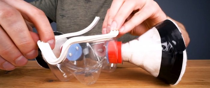 Cách làm mặt nạ phòng độc từ chai nhựa