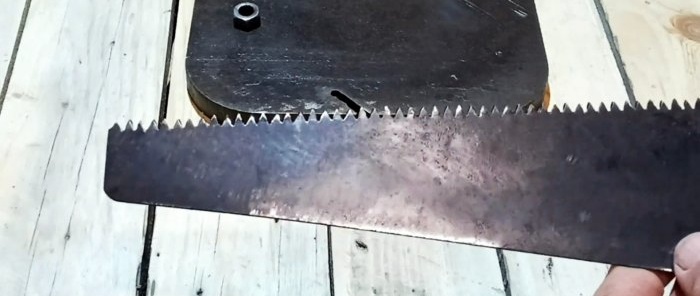 How to quickly make a hole without drilling in tool steel