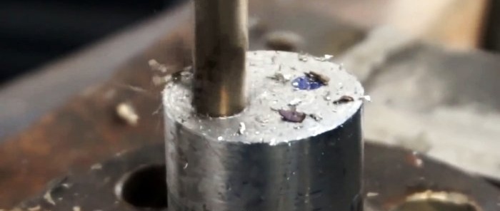 Cách làm kéo cắt con lăn cho kim loại