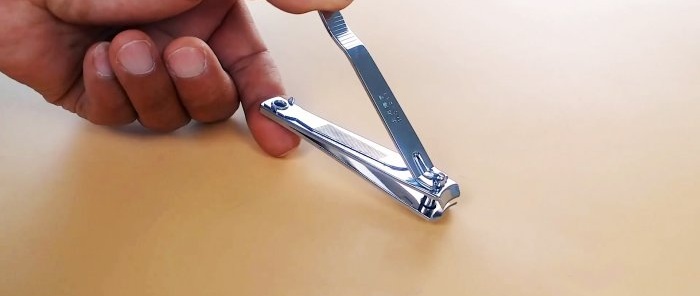 Pozrite sa, koľko nástrojov môže nožnička na nechty nahradiť