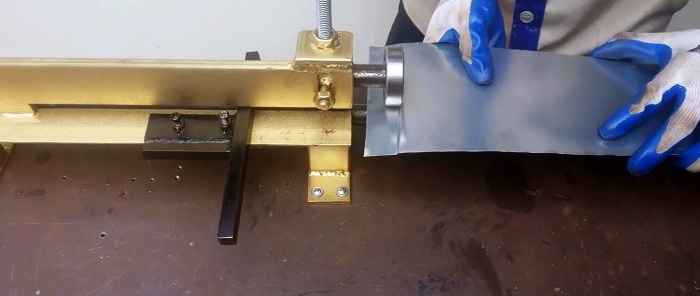 Paano gumawa ng isang makina para sa paglikha ng mga stiffener sa sheet metal