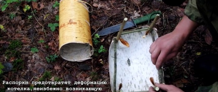 Come purificare e disinfettare l'acqua nella foresta senza pentola o fiaschetta