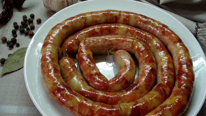 Homemade Ukrainian sausage simpleng step-by-step na recipe