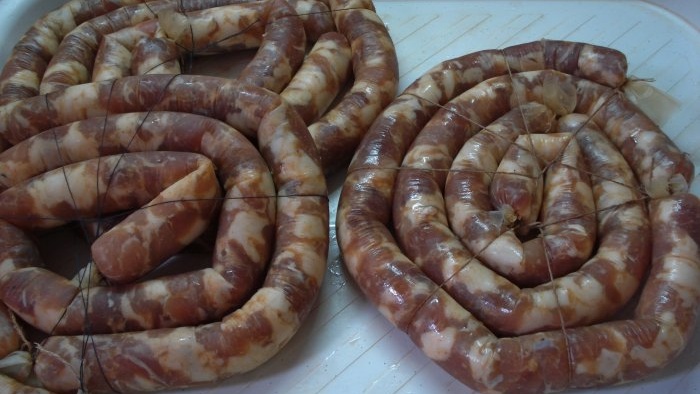 Homemade Ukrainian sausage simpleng step-by-step na recipe