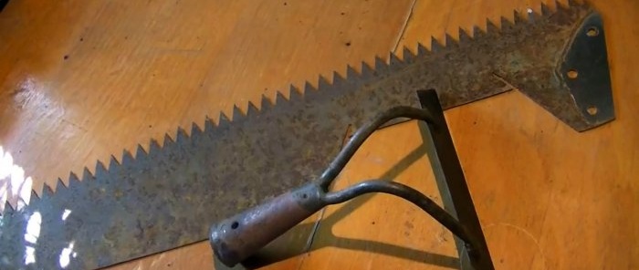 How to make a self-sharpening hoe