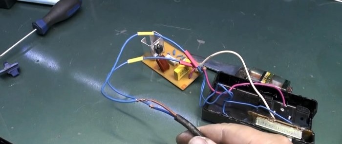 Com fer un regulador de potència per a una eina elèctrica amb una aspiradora antiga