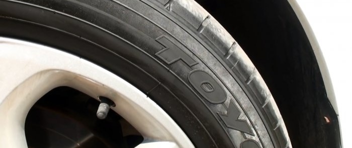 Čiernenie pneumatík pomocou populárnych metód, čo je lepšie?