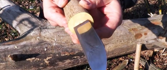 Den enklaste monteringen av ett knivhandtag utan lim
