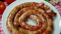 Saucisse ukrainienne maison, une recette simple étape par étape