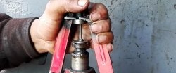 How to make a universal puller from a hydraulic jack