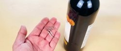 Hoe een fles te openen met een paperclip