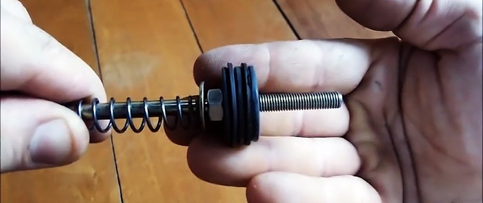 Com fer un cilindre pneumàtic amb tub de PVC