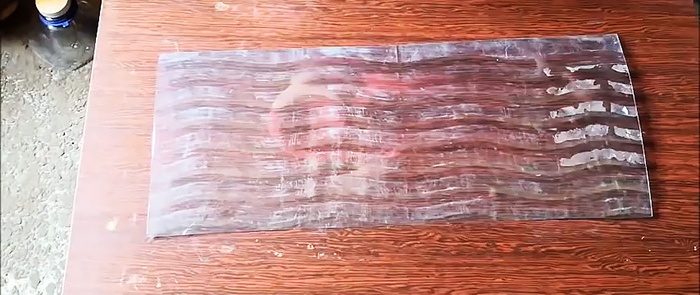 Как лесно да направите пластмасови листове от PET бутилки