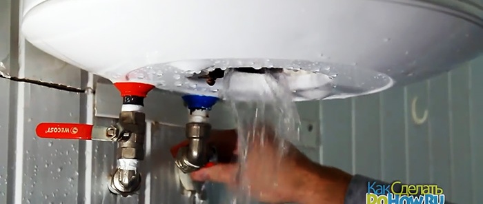 So reinigen Sie die Heizelemente eines Warmwasserbereiters von Kalkablagerungen