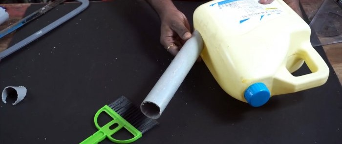 Wie man aus einem Kanister eine Gartengießkanne herstellt und ein Rohr schneidet