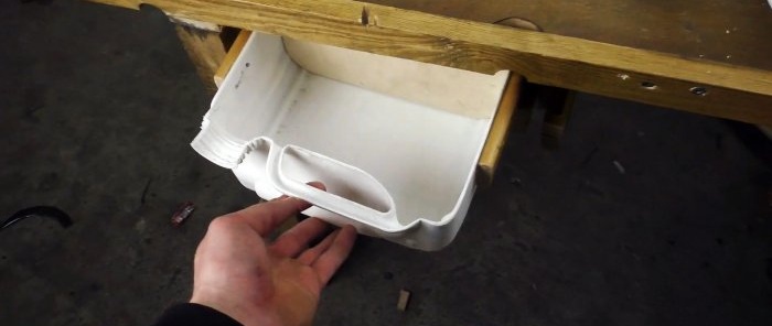 כיצד להכניס מיכל פלסטיק לשימוש טוב במוסך או בסדנה