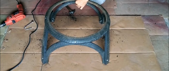 Att göra en trädgårdsstol av gamla däck