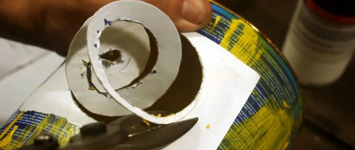 Kegunaan berguna untuk tin tin: cara membuat ketuhar mini untuk memasak luar