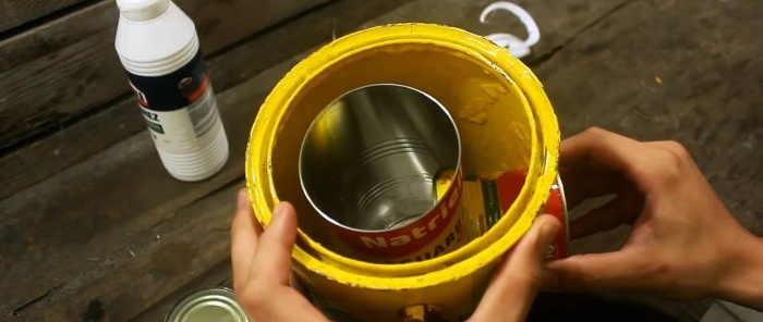 Useful uses for tin cans: how to make a mini oven for outdoor cooking