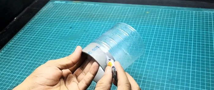 Nous fabriquons une simple lampe de jardin LED à partir de tuyaux en PVC