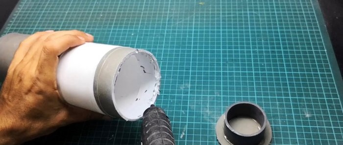 Gumagawa kami ng isang simpleng LED garden lamp mula sa PVC pipe