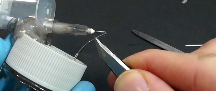 Hogyan készítsünk fecskendőkből egyszerű mini festékszórót
