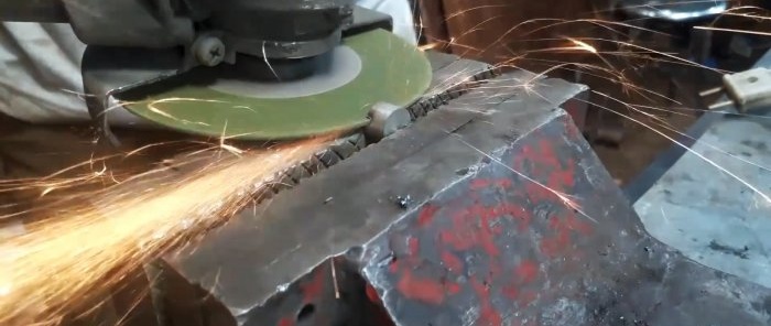 How to turn an angle grinder into a renovator