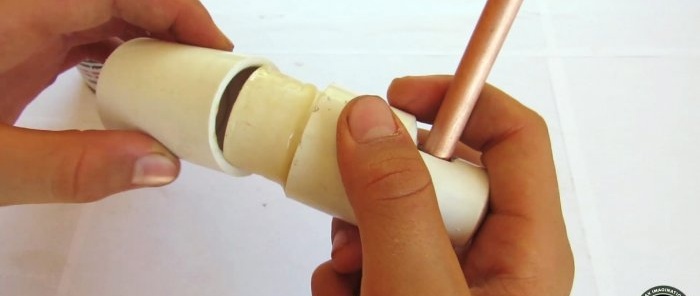 Πώς να φτιάξετε έναν καταιονιστή ποτίσματος από σωλήνες PVC